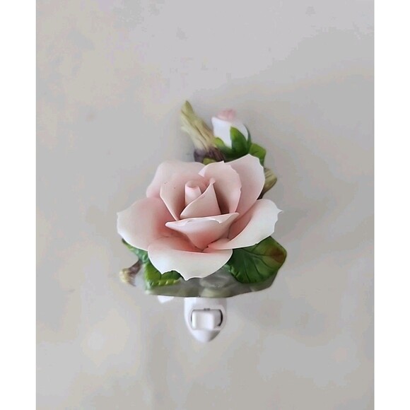 COSMOS Fine Porcelain Lighted Rose Night Light Pink - Picture 1 of 6